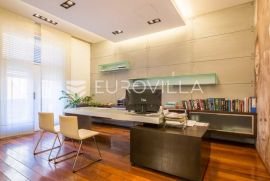 Centar luksuzan stan 250m2 lift, Zagreb, Apartamento