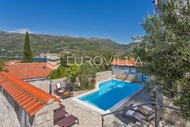 Dubrovnik - Zaton Veliki vila sa 8 apartmana, Dubrovnik - Okolica, Casa