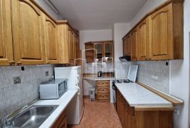 Četverosoban stan Vojničko polje prodaja, Sarajevo Novi Grad, Appartamento