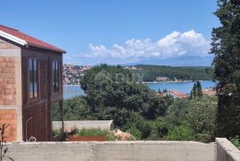 OTOK KRK, Soline - Kuća u roh-bau fazi, 300 metara od mora, Dobrinj, Casa