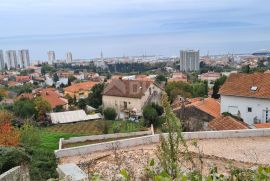 RIJEKA, KOZALA, BRAŠĆINE- građevinsko zemljište 1800m2 s pogledom na more za stambenu zgradu/ villu, Rijeka, Γη