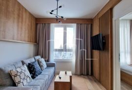 Opremljen nov apartman od 37m2 dvije spavaće u sklopu novog naselja nadomak Snježna dolina Resorta i staze Trnovo, Pale, شقة