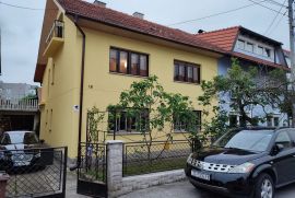 SNIŽENO - PRILIKA! Novouređena kuća: Zagreb (Malešnica),347 m2 (prodaja), Stenjevec, House