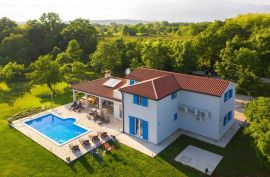 Predivna villa okružena zelenilom, Labin, Istra, Labin, Σπίτι