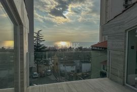 RIJEKA, TURNIĆ - nova zgrada sa 6 stanova za investiciju, parking, pogled, Rijeka, بيت