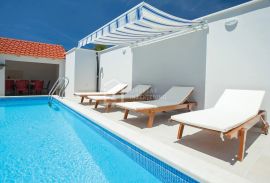 Prodaja atraktivne kuće s pogledom na more na Korčuli, Korčula, Kuća