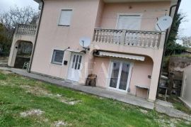 Prodaja samostojeće kuće u Viškovu  P+1  180 m2, Viškovo, Casa