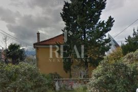 Prodaja kuće na Gornjem Zametu  P+1 164 m2 i 1250 m2 okućnice, Rijeka, Дом