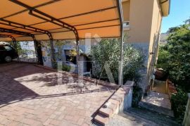Prodaja stana s vrtom i terasom na  Banderovu  46m2, Rijeka, Stan