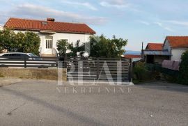 Prodaja komfornog stana na Gornjem Zametu 98 m2 s okućnicom, Rijeka, Stan