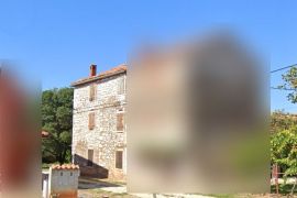 Umag, Istarska kamena kuća za obnovu, Umag, Ev