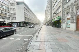 Višenamjenski poslovni prostor 180m2 u srcu Sarajeva, Sarajevo Centar, Propriété commerciale