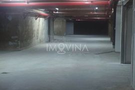 Garažno parking mjesto, Otoka, Sarajevo Novi Grad, Garagem