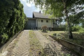 Kuća sa lijepo uređenom okućnicom Rakovica, Ilidža, Maison