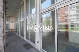Višenamjenski poslovni prostor na tri etaže Kovačići, Novo Sarajevo, العقارات التجارية