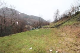 Lijepo uređena zemljišna parcela 1637 m2 Nahorevo, Sarajevo Centar, Terreno