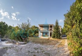 Kvarner, Rijeka, Costabella - Preluk, samostojeća kuća sa okućnicom i pogledom, Rijeka, House