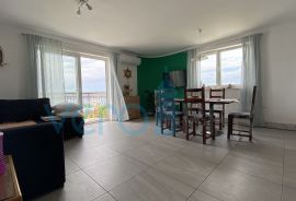 Crikvenica, Jadranovo, Dva stana u kući s prekrasnim pogledom na more, prodaja, Crikvenica, Wohnung