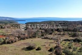 Istra, Krnica, kombinirano zemljište s pogledom na more na idealnoj lokaciji, Marčana, Γη