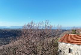 OTOK KRK, DOBRINJ - Gospodarska zgrada s pogledom na more, Dobrinj, Famiglia
