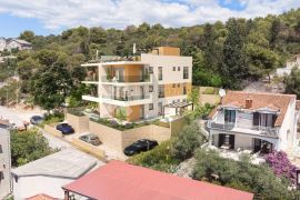 Čiovo apartman sa pogledom 100m od mora, Trogir, Appartment