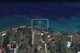 Zadar - Karma građevinsko zemljište, drugi red do mora, izuzetna lokacija! 999000€, Zadar, Γη