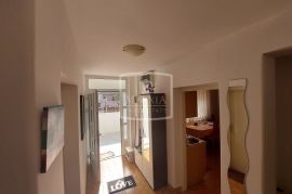 Sabunike - Apartmanska kuća s velikom okućnicom - 398000€, Privlaka, Σπίτι