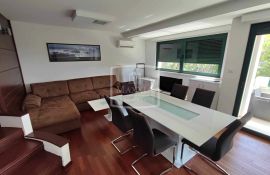 Seline - moderan 2.5 sobni stan na atraktivnoj lokaciji, POGLED! 190000€, Starigrad, Appartment