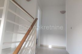 Kremenići - prodaja novoizgrađenog dvoetažnog apartmana!, Malinska-Dubašnica, Wohnung