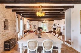 Jedna od najljepših villa u Istri, Tinjan, Famiglia