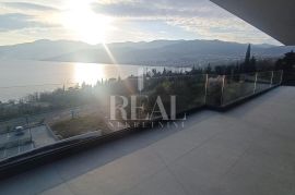 Bivio,Costabella -penthouse novogradnja !, Rijeka, Flat