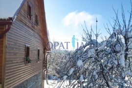 Gorski Kotar: novoadaptirana kamena kuća, sa zemljištem od 6.840 m2, Brod Moravice, Kuća