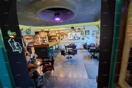 Kafić Prodaja kafe bar-a u blizini arene, Pula, Pula, Εμπορικά ακίνητα