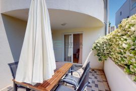 Apartmanska kuća s 10 app i bazen!, Zadar - Okolica, Kuća