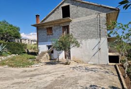 Kuća prodaja Vrana 260 m2, Pakoštane, Casa