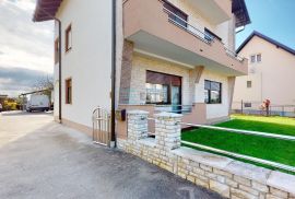 Kuća prodaja Vrbovec  300 m2 + poslovni prostor, Vrbovec, بيت