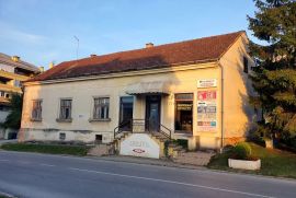PRILIKA ZA INVESTITORE - VRBOVEC, Vrbovec, House