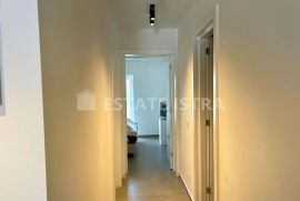 Prodaje se novo renovirani stan u Premanturi, Medulin, Wohnung