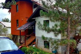 Zlatibor, Zova, prodaja kuće sa 5 apartmana, Čajetina, Famiglia