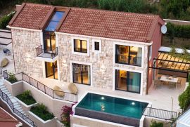 Prodaja luksuzne kuće s bazenom prvi red uz more u blizini Dubrovnika, Dubrovnik - Okolica, Дом