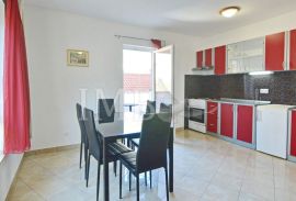 Apartmani 82 m2 - 101 m2 | Uhodan posao iznajmljivanja | Atraktivna lokacija | Dubrovnik, Dubrovnik, Flat
