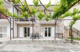 Kuća  sa predivnim pogledom u Strožancu, Split-Dalmacija!, Podstrana, Casa