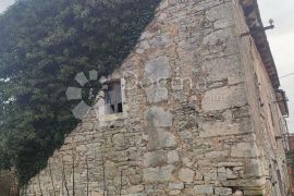 Šarmantna starina u srcu Istre / Barban, Barban, Haus