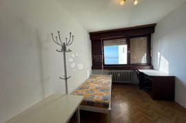 RIJEKA dvosoban stan sa pogledom na more, Rijeka, Appartamento
