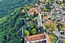 Centralna Istra - idealna investicija, Gračišće, Maison