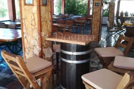 Ekskluzivno : Restoran na atraktivnoj turističkoj lokaciji, Baška, Εμπορικά ακίνητα