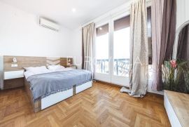 Zagreb, centar,Donji grad, Ilica ,trosoban penthouse 42 m2 s terasom 40 m2, Zagreb, Appartamento