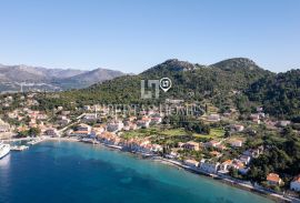 Prodaja ruševne kamene kuće s impozantnim zemljištem na otoku Lopudu, blizina Dubrovnika, Dubrovnik - Okolica, House
