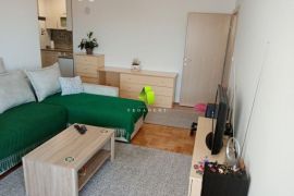 Odličan trosoban stan u centru ID#4469, Niš-Mediana, Appartamento