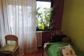 Lep trosoban stan bez ulaganja kod Gradske bolnice ID#4495, Leskovac, Daire